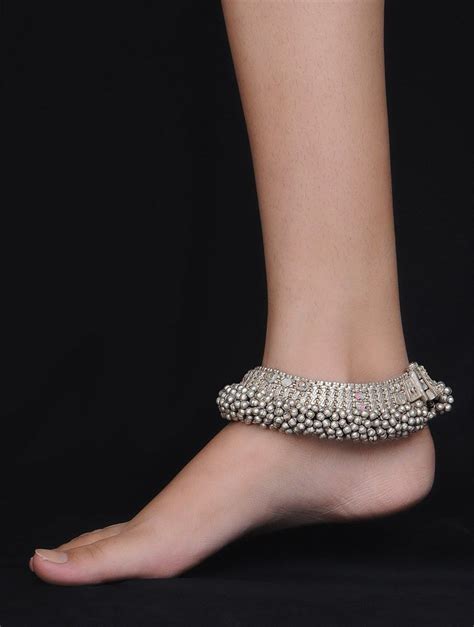 16 Silver Anklets Designs For Brides To Add To Your Bridal Tijori