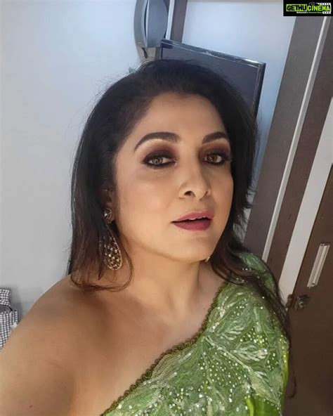 Actress Ramya Krishnan Hd Photos And Wallpapers June 2022 Gethu Cinema