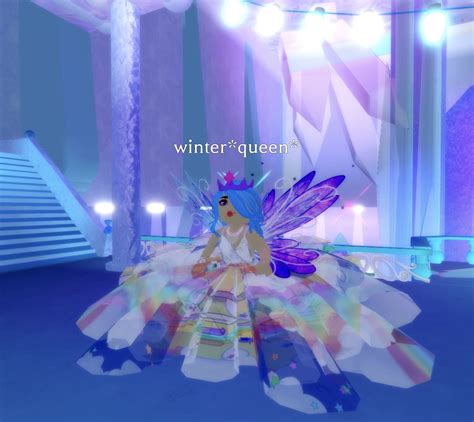 Pin By 嫚 軒 On My Royale High Roblox Outfits Roblox Could Play Fun Slide