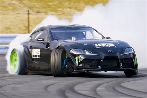 Worlds First 2jz Equipped Toyota Supra Goes Drifting Carbuzz