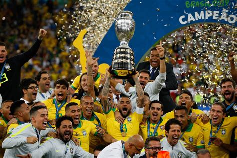 Live on bbc iplayer and bbc in brazil, 10 south american sides will contest the delayed 47th edition of the copa america, with all. CONMEBOL schuift Copa América een jaartje op naar 2021 ...
