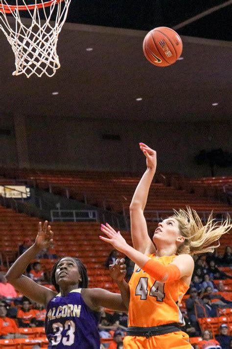 Utep Womens Basketball Opens Up The Season With A Blowout Win The Prospector