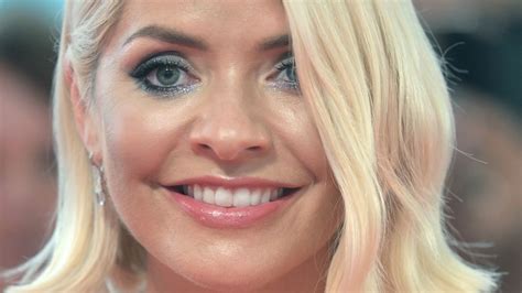 Holly Willoughby Is Back With New Hair And A Mini Dress You Need In Your Life Hello