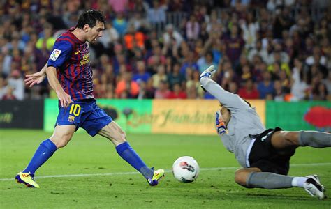 Nice Amazing Lionel Messi The King Of Dribbling Barcelona