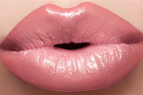 How To Get A Fuller Lip Musely