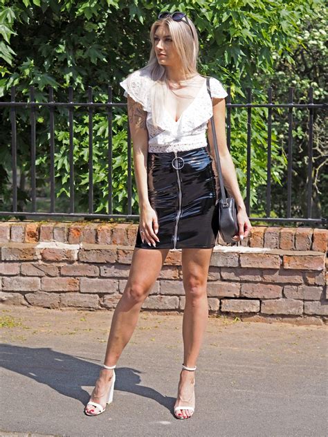 Ways How To Wear Mini Skirt Street Style Inspiration Fashion