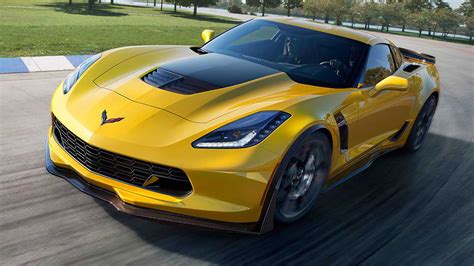 0 60 Mph In 3 Seconds New Chevy Corvette Becomes The Fastest Car Gm