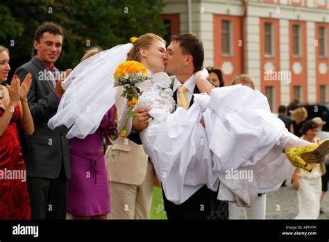Russian Wedding Traditions Wikipedia 44 Off