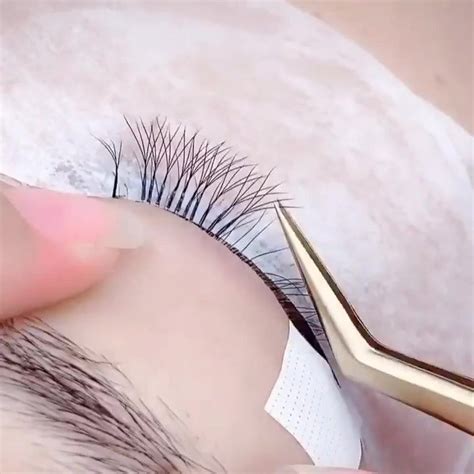 Ballylashes Offical On Instagram “how To Apply Eyelash Extensions Layer By Layer