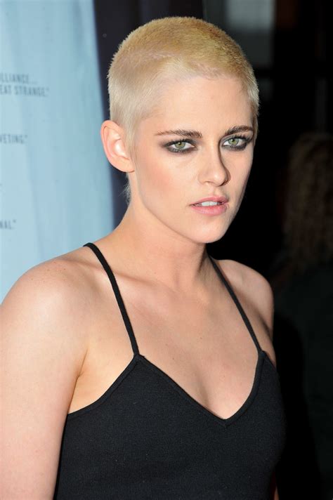 By closing this message you agree to allow cookies to be downloaded. Literally Just 26 Pictures Of Kristen Stewart And Her ...