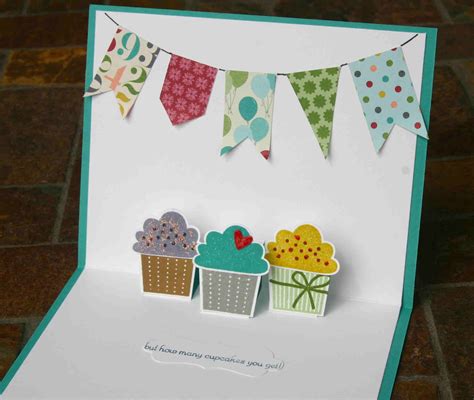 Diy Pop Up Birthday Card W Cupcakes Birthday Card Craft Cupcake