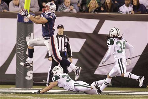 Patriots Jets Brady Gronkowski Take It To New York