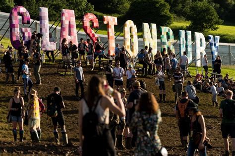 glastonbury 2017 timetable full line up and stage times announced the independent the