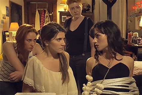 11 Reasons You Should Be Watching Carmilla