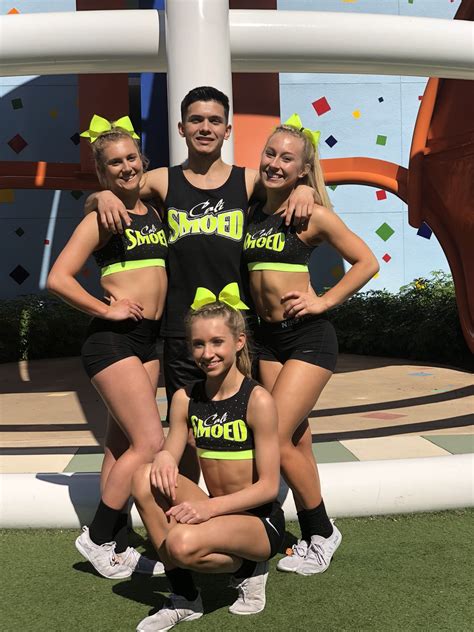 Stunt Group Pose Cheer Funny Competitive Cheer Cheer Team Pictures