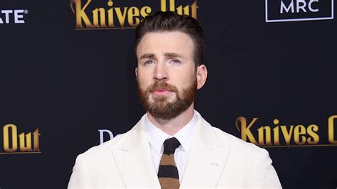Is Chris Evans Gay All His Rumored Relationships So Far Film Daily
