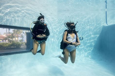 What Happened When I Introduced My Friends To The World Of Scuba Diving