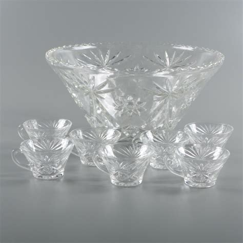 Punch Bowl W Ladle And 8 Cups Glass Punch Bowl