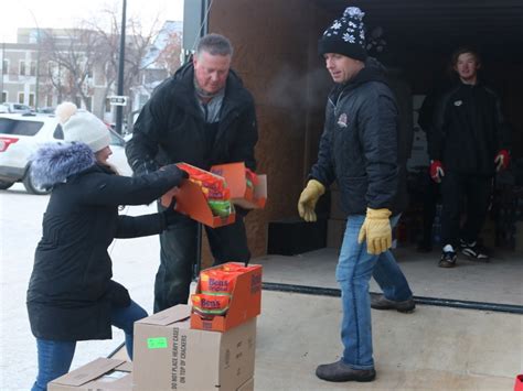 Moose Jaw Co Op Delivers Proceeds From Good Buy To Hunger Campaign To