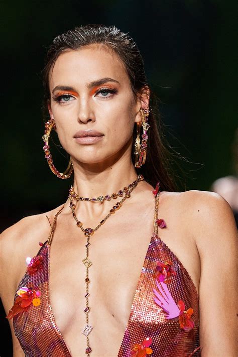 the top jewelry trends of spring 2020 vogue fashion 2020 fashion show fashion trends milan