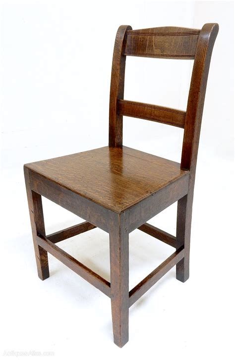 Photo © lisa hallett taylor. Welsh Oak Dining Chairs - Antiques Atlas