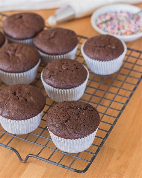 Simple Chocolate Cupcakes With Vanilla Frosting Recipe Cupcake Recipes Chocolate Chocolate