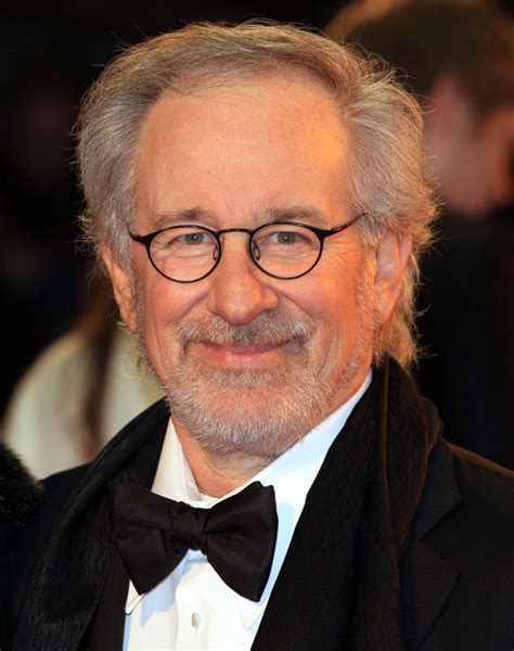 The director of such elaborate fantasies as close encounters of the third kind and e.t. Spielberg: O criador de sonhos | MovieWagon