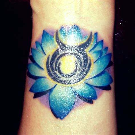 Read all the qualities of this zodiac sign. Flower & Zodiac | Tattoos, Zodiac, Tatoos
