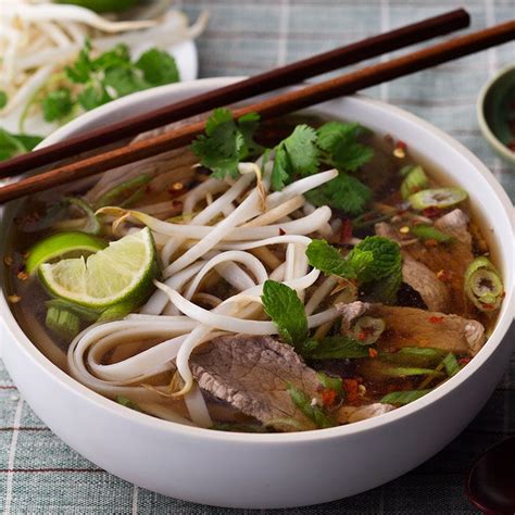 Vietnamese Beef Noodle Soup Pho Bo Recipe Beef And Noodles Pho