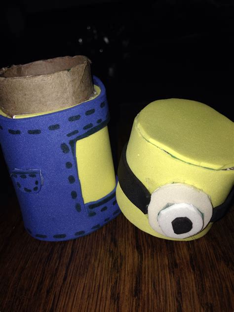This Minion Box Out Of A Toilet Paper Roll Is The Most Adorable Thing