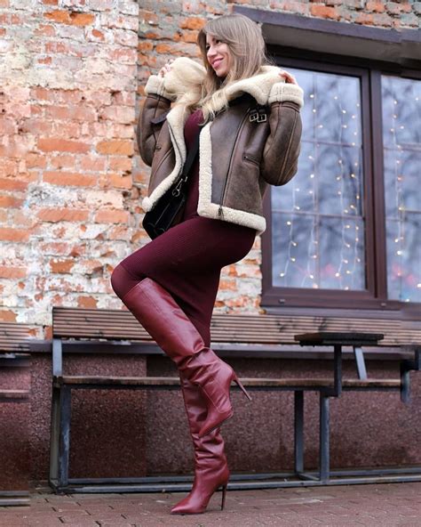 Pin By Craco Monti On Beauty In High Boots Knee Boots Outfit Fashion