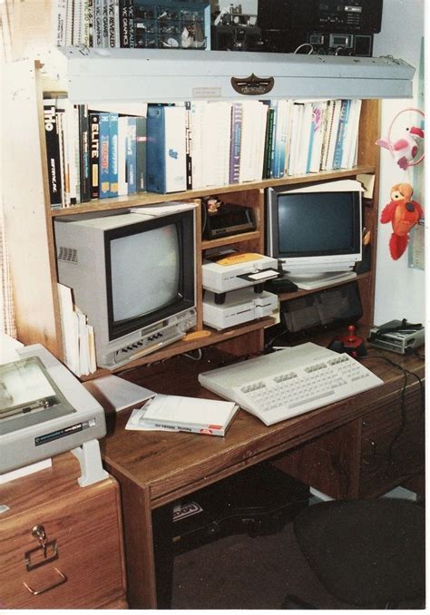 Commodore C 128 Battlestation Tech Aesthetic Retro Aesthetic