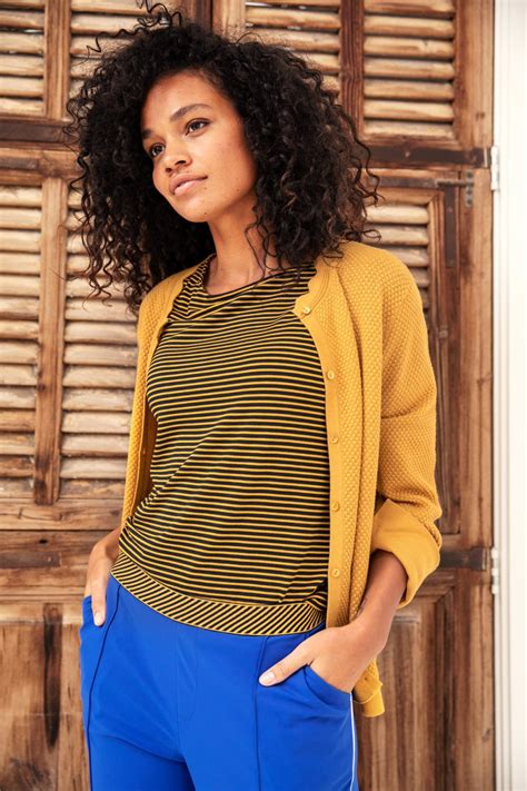Enjoy our hd porno videos on any device of your choosing! L.O.E.S. 20321 Milena stripe shirt Darkblue/gold - Siezz