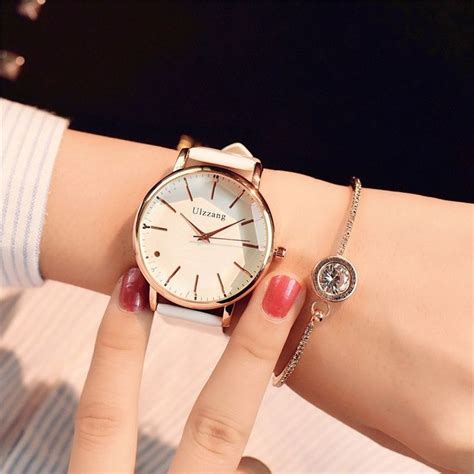 Barato Minimalismo Casual Mujer Relojes Simple Elegante Cuarzo Blanco Reloj De Pulsera Para Dama