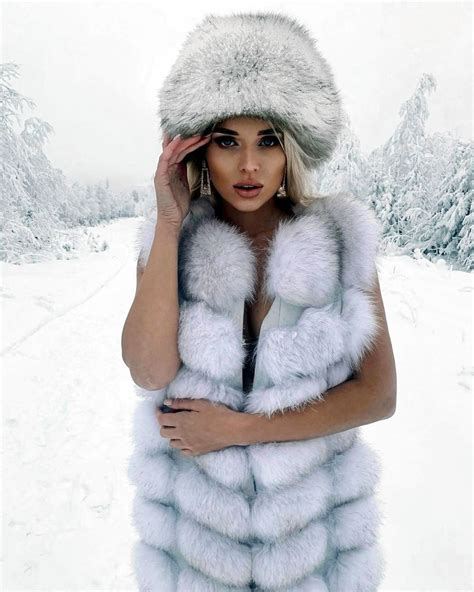 pin by tomasz pietrasik on 000 dream fantasy my dream the snow queen fur fur fashion women