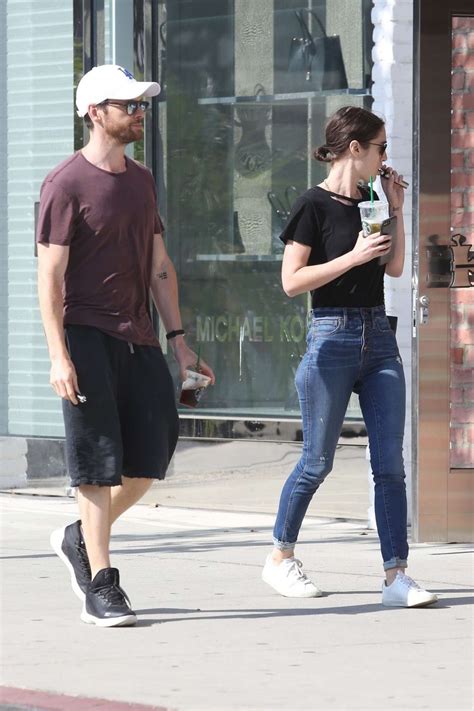 Lizzy Caplan And Tom Riley Shopping In Beverly Hills 06 Gotceleb