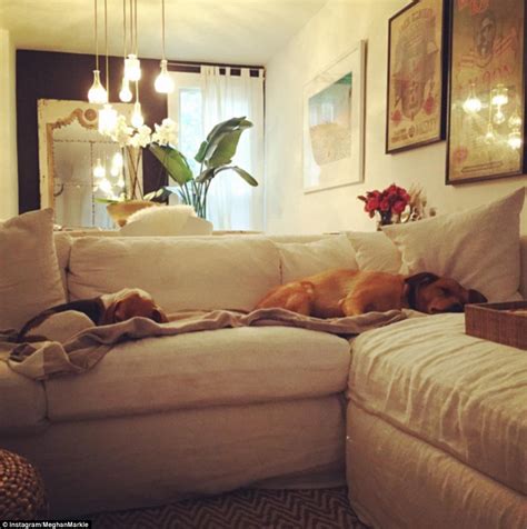Meghan Markle Shows Off Her Toronto Home On Instagram Daily Mail Online