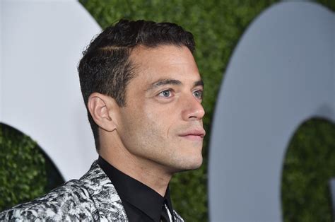 Rami Malek Is Your Boo In Dior Homme At The 2016 Gq Men Of The Year