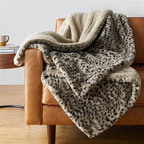 Amazon Basics Fuzzy Faux Fur Sherpa Throw Blanket 152 X 178 Cm Brown