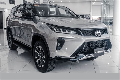 This price list was last updated on feb 28, 2021. 2021 Toyota Fortuner facelift, Legender price and variants ...