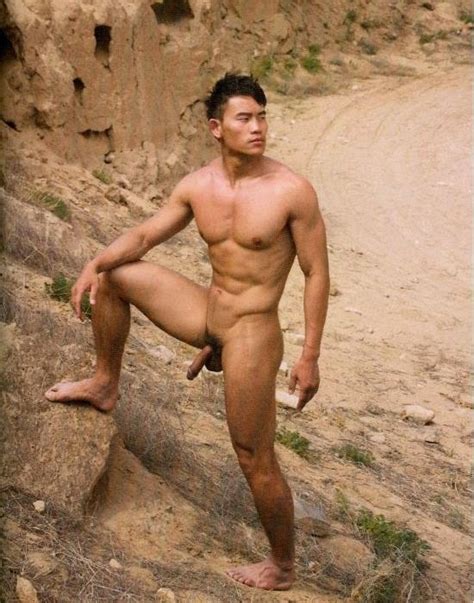 Asian Bulge And Naked