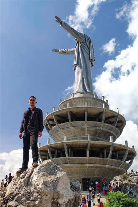 Patung Yesus Tertinggi di Dunia Pindah ke Indonesia ...