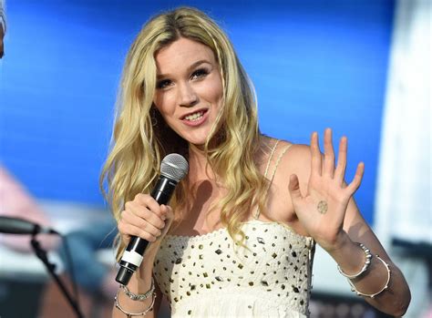 Singer Joss Stone Says She Was Deported From Iran