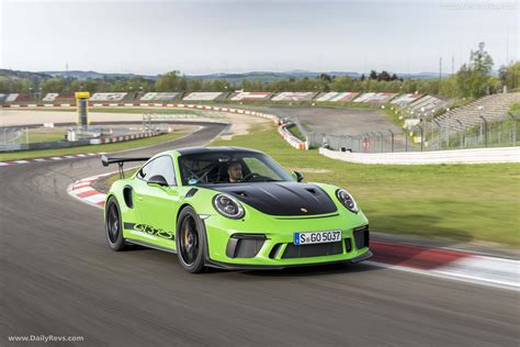 2019 Porsche 911 Gt3 Rs Hd Pictures Videos Specs And Information