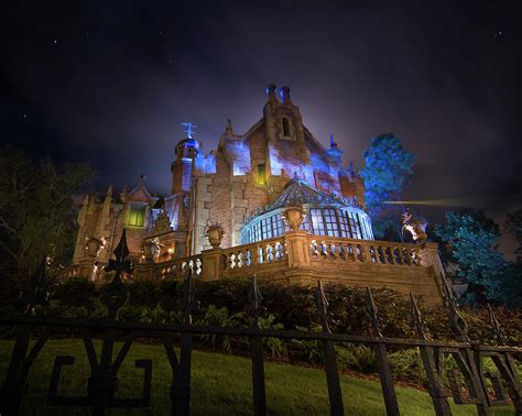 The Haunted Mansion At Walt Disney World Photograph By Mark Andrew Thomas