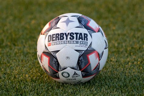 Der neue bundesliga ball ! Derbystar Bundesliga Brillant APS ⌈•⌉ Ballprofis.com