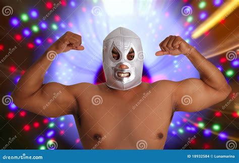 Gesto De Prata Wrestling Mexicano Do Lutador Da Máscara Foto de Stock Imagem de mascarado