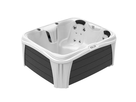 Discover The Jacuzzi® Hot Tubs Play™ Collection