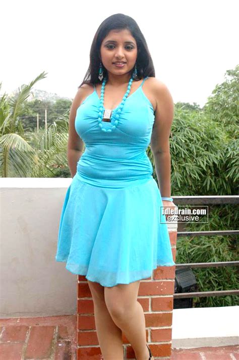 Soumya Hot Unseen Latest Photoshoot Boob Show Sexy Boobs Thunder Thigh Stills Images Hot Pix