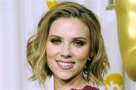 Fbi Close In On Scarlett Johansson Naked Pictures Hackers London